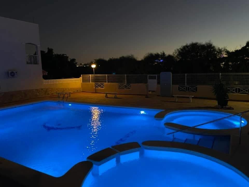 Good quad house near Zenia Bouleward and Saturday Marked Pl. Flamiminga There good plot in the front of the house and terrasse. 3 bed and 2 bad Commen pool.  