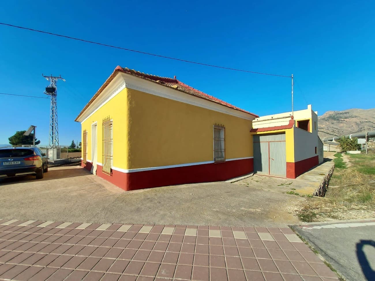 Gallery image