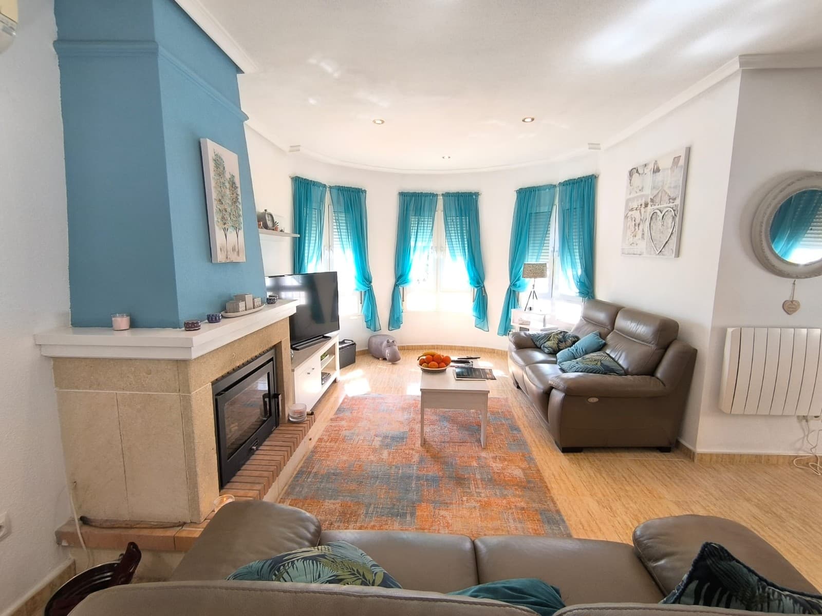 Detached Villa with Private Pool in El Raso, Guardamar del SeguraThis well-maintained detached villa is located in the popular residential area of El Raso, Guardamar del Segura, offering comfortable living in a quiet and friendly neighbourhood. The property features three bedrooms and two bathrooms, making it ideal for both permanent living and holiday use.The villa sits on a 357 m² garden plot with a south-facing orientation, ensuring plenty of natural light throughout the day. The outdoor space includes a private heated swimming pool with a jacuzzi area and outdoor shower, a garden shed, and a covered carport. The pool also benefits from a protective cover for added convenience. Additional outdoor areas include a 14.82 m² terrace and a 20.43 m² rooftop solarium, providing pleasant spaces to relax and enjoy the Mediterranean climate.Inside, the home offers a bright and comfortable living area with an open fireplace, a fully equipped kitchen, and three well-sized bedrooms. The property has been recently painted and includes practical features such as solar water heating via tubes and a new boiler, helping to improve energy efficiency.The villa is located close to everyday amenities including shops, restaurants, bars, and a pharmacy, and there is a dog park nearby for pet owners. It is also just a 15-minute walk from the well-known Sunday Lemon Tree Market, with the popular Wednesday market in Guardamar only a short drive away.About the Area El Raso is a well-established residential area located just a few minutes from the beaches of Guardamar del Segura, known for its long sandy coastline and natural parks. The area offers a relaxed lifestyle with excellent access to services, restaurants, and outdoor activities. Several golf courses are located nearby, making it a popular destination for golf enthusiasts. Alicante airport is also within easy reach, making this an ideal location for both permanent living and holiday homes.We have a large portfolio of properties in the Costa Blanca and Costa Calida areas, specialising in country properties, villas, fincas, building plots and design and build options in the Alicante and Murcia regions. We are now expanding to cover the coastal towns of Denia, Javea, Moraira, Calpe, Altea, Benidorm and many more surrounding areas. We have been established since 2004 and have decades of experience between the team which we bring to bear to help you find and secure your new dream home. We help you every step of the way to make sure your purchase in Spain is safe and hassle free. We are not here to sell you a property, we are here to help you realise your dream and find what is right for you. With us you are in the safest hands. Contact us now to have a no obligation chat about how you too can realise your dreams.