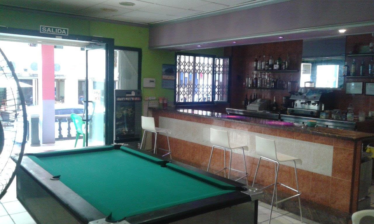 Working bar/cafeteria in the centre of Calpe with valid licence.How in rent for 13.000€/year.The local is around 120 meters, has 3 bathrooms, from one has handicapped access.Very good investment because of it's central location, just at 200 meters to the beach.For any other info and pics please feel free to ask.We are specialists in the Costa Blanca and Costa Calida specialising in the Alicante and Murcia Inland regions with a particular emphasis on Elda, Pinoso, Aspe, Elche and surrounding areas. We are an established, well known and trusted company that has built a solid reputation amongst buyers and sellers since we began trading in 2004. We offer a complete service with no hidden charges or surprises, starting with sourcing the property, right through to completion, and an unrivalled after sales service which includes property management, building services, and general help and advice to make your new house a home. With a portfolio of well over 1400 properties for sale, we are confident that we can help, so just let us know your preferred property, budget and location, and we will do the rest.