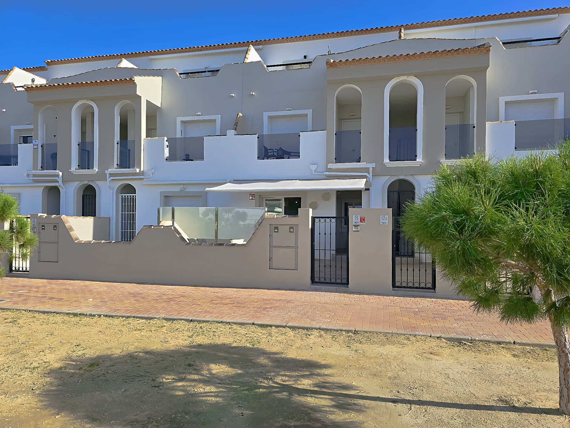 Gallery image